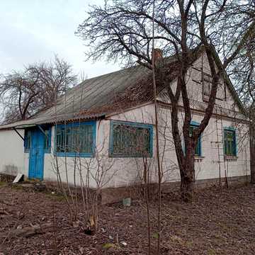 Будинок в селі Ворокомле