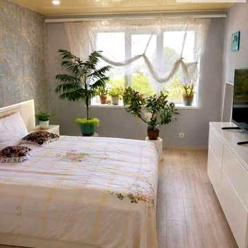 В продажу 5 кімнат 96 кв.м Критий ринок