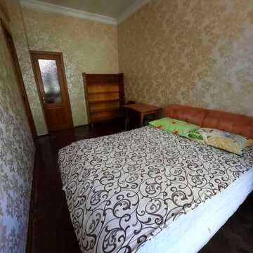 Сдам долгосрочно квартиру Одесса проспект Шевченко 6\1 две раздельные комнаты балкон море рядом парк газовая плита колонка убежище в доме