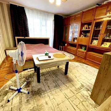 Продаж просторої 2-кімнатної квартири з видом на парк Шевченка
