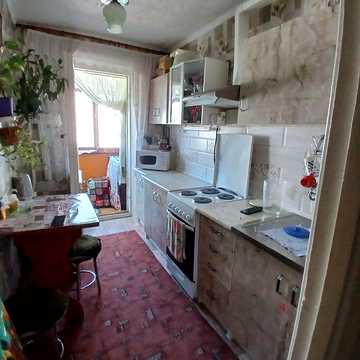 Сдам 2 кв. Б.Строит. 7эт./ 9эт.дома.    7000гр.