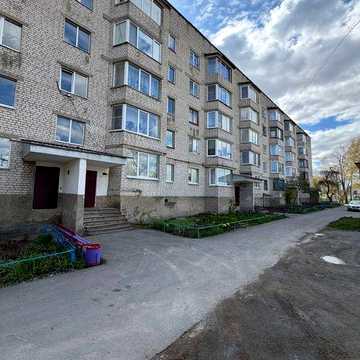Продаж 2-2-кімнатної квартири