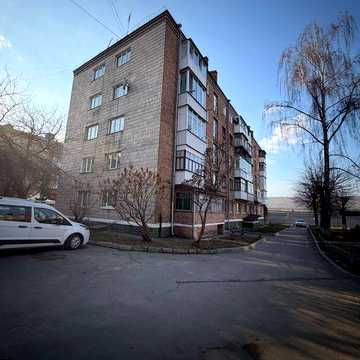 Продаж 3-кімнатної квартири в центральній частині міста!