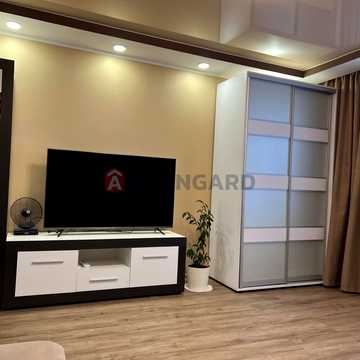Кияшко ул., 9, Днепровский, Запоріжжя, Запорізька 33000.0 USD