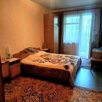 Продам 3к центр Залютино, Золочевская 26, 4/9