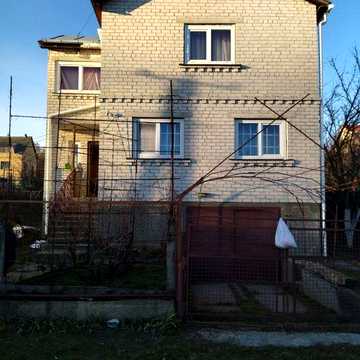 Продаж двоповерхового будинку, 12 соток, дачний кооператив між Стайками та Гребенями, зупинка «Бетонка»