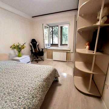 Здається в оренду 2-кімнатна квартира, вул. Чистяківська, 6/10
