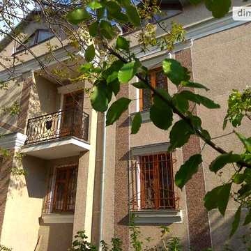 Продаж 7к Дім Гнатюка Академіка вулиця