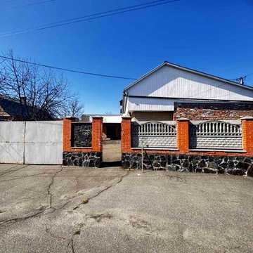 Продається будинок  з вбудованою пекарнею площею 147м2 в м.Городище, Черкаська обл.