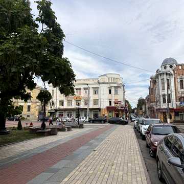 НЕ кутова 1 кімнатна  квартира з АЕО ! Самий ЦЕНТР! Можно і єВідновлення!