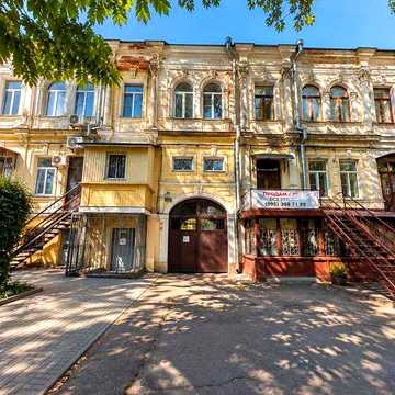Трикімнмтна квартира в районі Муздраму. Маріупольська