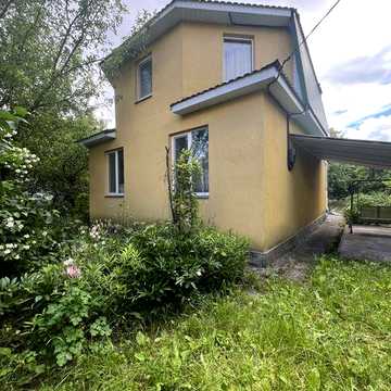 Капітальна утеплена дача з опаленням біля Дніпра