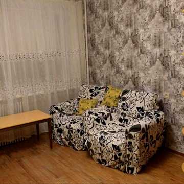 Сдам 1к квартиру, правый берег, титова