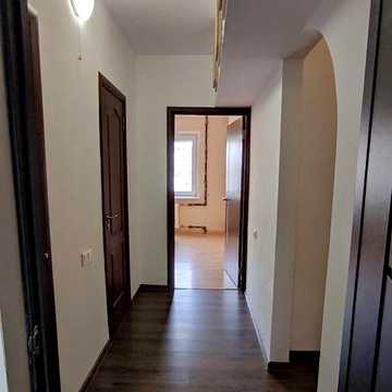 Продам 3х ком.квартиру на Ж/м Парус , чешка