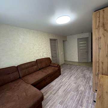 Продаж 2к Квартира Миру площа