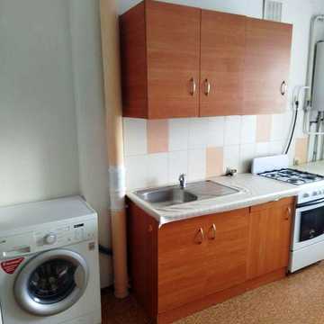1кімн на 2-му поверсі з автономним опаленням район озера Чеха