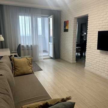 None 125000.0 USD