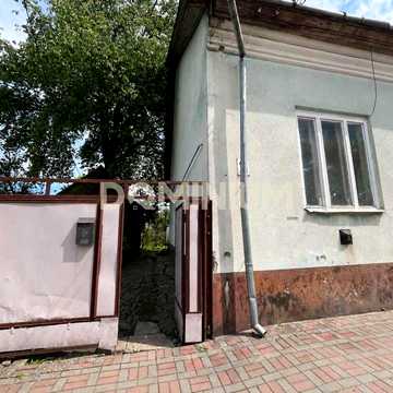 Продається будинок в центрі Тячева