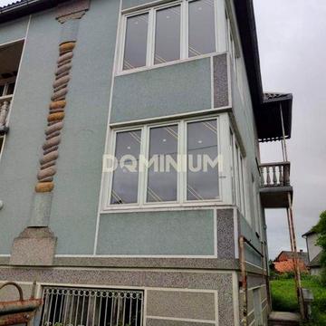 Продається 3-х поверховий будинок