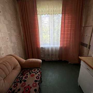 Продам 1 ком.квартиру1й Восточный ,ул.Симонова 2,по Сертификату можно.