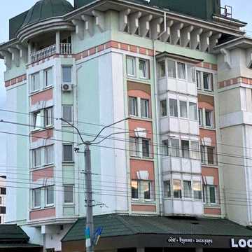 Здається квартира в центрі для порядних людей