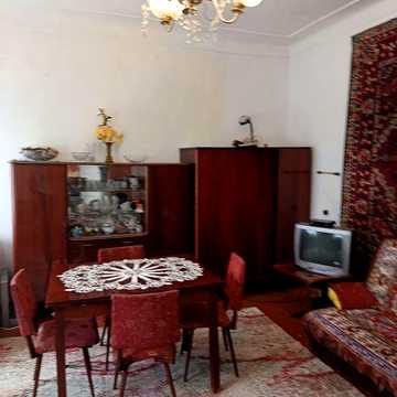 Продаю 1к/кв ул.Б.Морская 2/2,30/22,15000$ торг