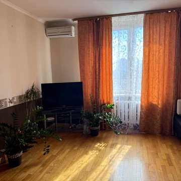 Леся Курбаса просп., 5-В