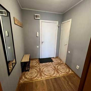 Низ Кирова, центр, 5м до центра