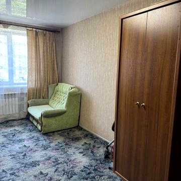 Продам гостинку в блоке Одесская