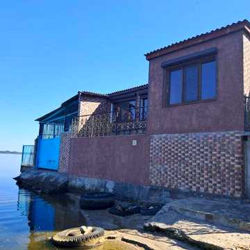 Продаю причал в Варваровке р-н Турбазы