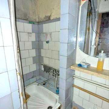 Выделенная комната в царском доме на Греческой с кухней, санузлом и балконами