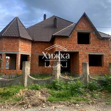 Продаж  добротного будинку в місті  Хуст