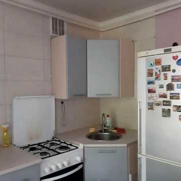 Михайла Грушевського вул., 19