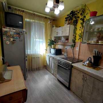Продається 3-кімнатна квартира в м. Ужгород по вул. Легоцького