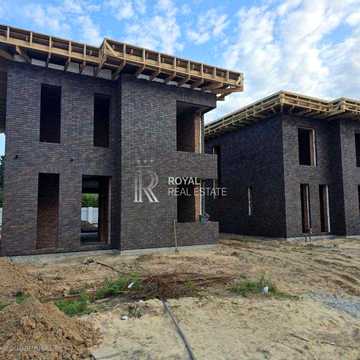 Продаж 2 пов 4 кімнатного Будинку 150 м2 з газом 2.8 соток Петропавлівська Борщагівка Київська область