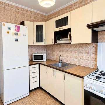 м Харківська, Харьківське Шоссе 21/6, 3к квартира, роздільна, є газ, низький поверх, цегляний будинок! Чудова пропозиція