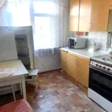 ••3-к. кв. по пр-т Берестейський Політехнічний інститут