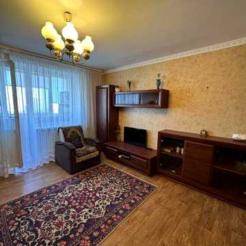 Сдается 2комнатная раздельная Ильфа и Петрова