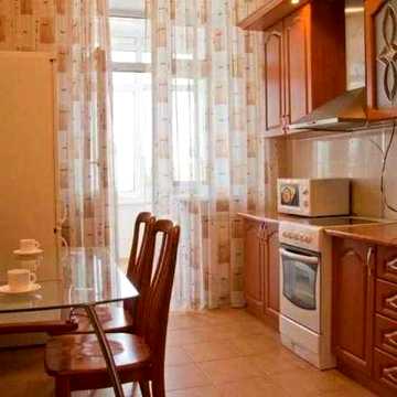 1 кім. метро Академмістечко 10 хв їзди,  Мудрака, (Наумова) 66