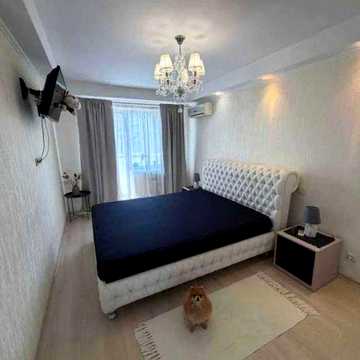 Здається 2-кімнатна квартира на бул.Лесі Українки,5