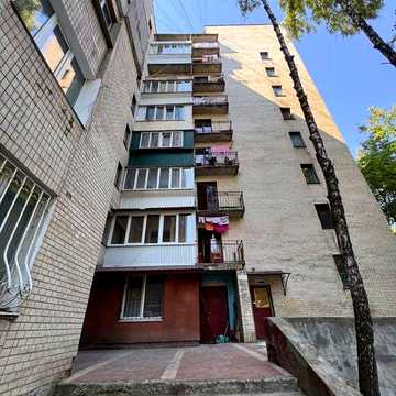 Прожаж кімнати в гуртожитку