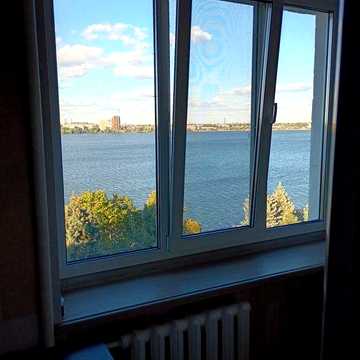 Сдам 2х-комн квартиру в центре на Набережной без посредников