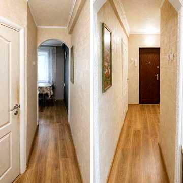 Продам 1 кімнатну квартиру на Зодчих 34 з меблями і технікою (держ програми)