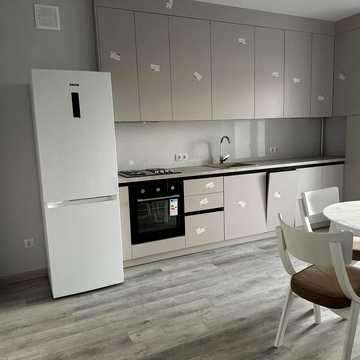 Продаж нової 2-х кімнатної ,з газом/75кв