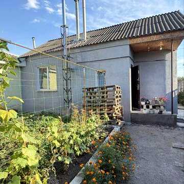 Продам 1/2 частину будинку 77м2, метро Метробудівників.