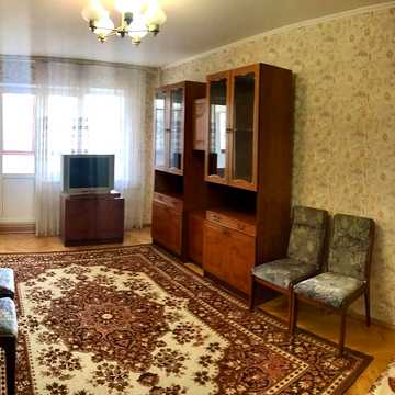 Академіка Єфремова вул. (Командарма Уборевича), 18