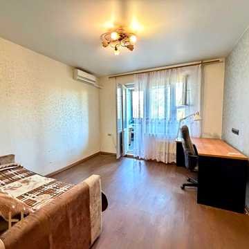 Продаж 1к 34 m², Леоніда Бикова 7, Газ, Балкон, Без %