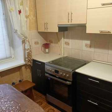 Сдам квартиру 1-но комнатную 40м2 поселок Слобожанский