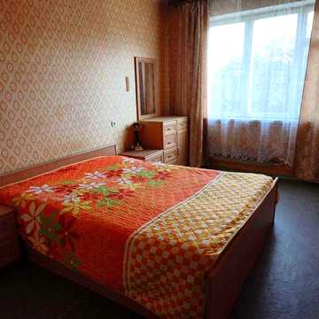 Сдам свою трехкомнатную квартиру метро Студенческая