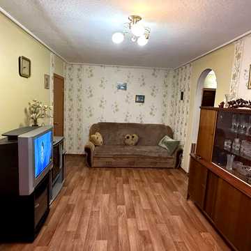 Сдам 2 комн. Квартиру м. Бот. Сад 5 мин.